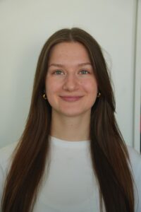 Hannah Becker, Kursleitung in Ausbildung