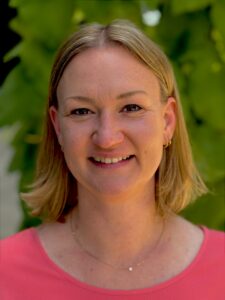Anne Rombach, Büromanagerin